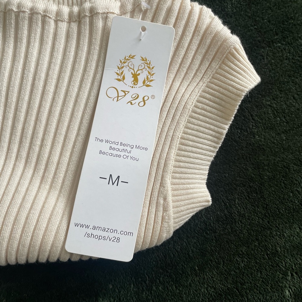 V28 Women Sleeveless High Neck Turtleneck Stretchable Knit Sweater Top - Picture 8 of 9